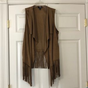 a.n.a vest with fringe